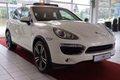 Daumennagel 8 - Porsche Cayenne S Hybrid Panorama LEDER*Scheckheft