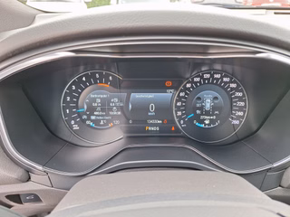 Ford Mondeo Turnier 2.0 ST-Line Aut. 190PS ACC LED Navi DAB RFK - foto 16