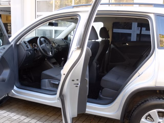 Volkswagen Tiguan 2.0 TDI Facelift TÜV 03/2028 - foto 11
