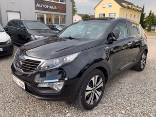 Kia Sportage 2.0 CRDi 4WD Automatik Dream-Team Edition 98TKM Pan-SHD KAMERA+PDC NAVI XENON AHK
