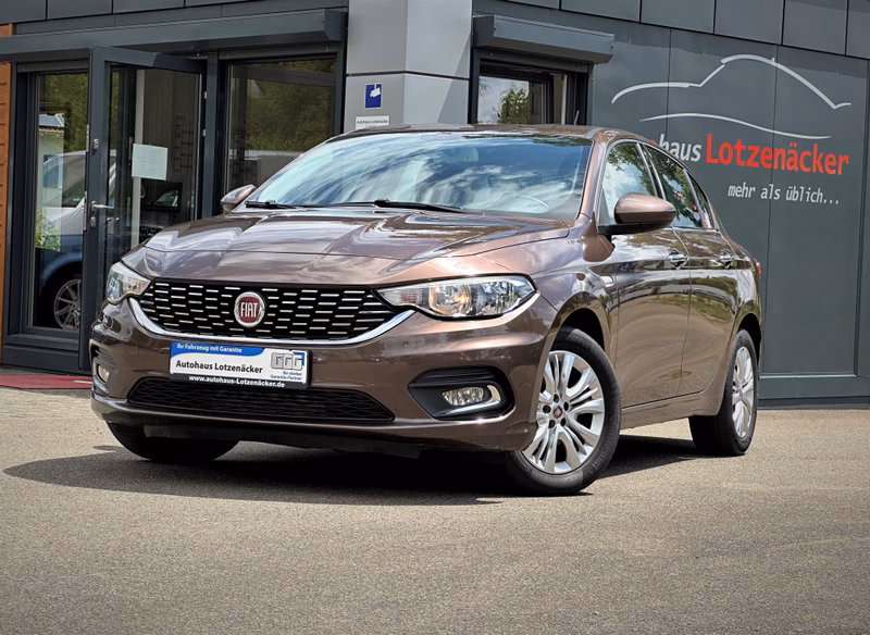 Fiat Tipo Lounge AHK|NAVI|TEMP|8-FACH ALU