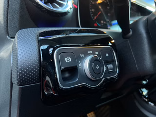 Mercedes-Benz A 250 AMG Line LED / ATTENTION ASSIST / SPURHALTE ASSIST / KAM - photo 8