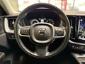 Daumennagel 14 - Volvo XC60 B4 Momentum Pro AWD XENIUM Mild-Hybrid