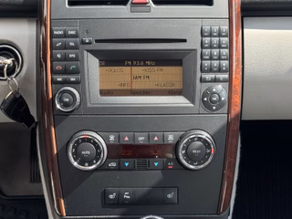 Mercedes-Benz A 200 ELEGANCE*LEDER*PANORAMA*SHZ*VOLL! - foto 4