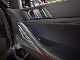 BMW xDrive 30 d M Sport PANO/MEMORY/LED/ICONICGLOW/KAMERA - foto 28