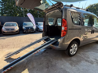 Opel Combo D Edition L1H1 Klimaautomatik*7Sitze*Rampe - foto 2