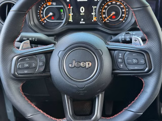 Jeep Wrangler Unlimited Moab 392 - bilder 23
