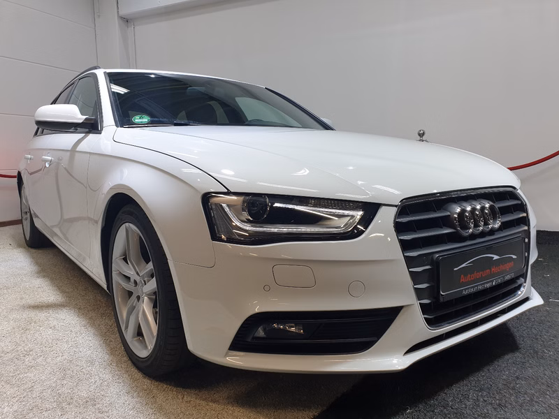 Audi A4 Avant Ambition 2.0 177 PS PANO AHK NAVI