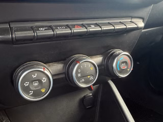 Dacia Duster II 1.6 Comfort*Nav*Carplay*Klima*Temp*PDC - foto 13