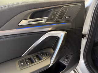 BMW X1 sDrive 18 i M Sport Autom.,. LED Navi Pano H/K Sound - bilder 9