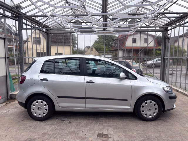 Volkswagen Golf Plus V 1.6 FSI Trendline  EINPARKHILFE/AHK/1.HAND - foto 9