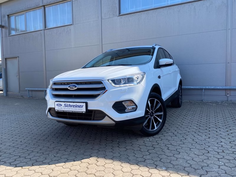 Ford Kuga Titanium mit AHK | Navi | Xenon