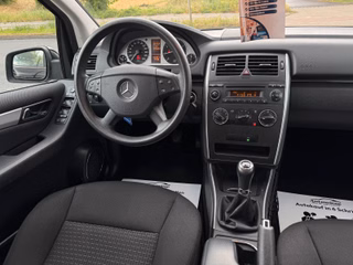 Mercedes-Benz B160*Klima*Allwetter*E-Paket*TÜV NEU* - bilder 2
