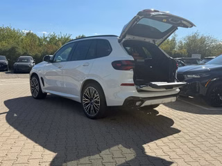 2026 BMW X5 xDrive40i - photo 3