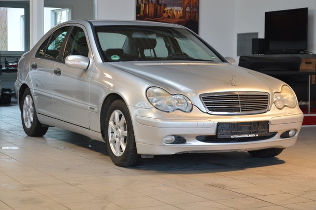Mercedes-Benz C 200 Kompressor |Scheckheft|Sitzheizung|Automatik| Gebrauchtwagen Kaufen | EZ 03/2001 | Preis 2.490 €