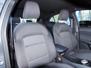 MG 3 Hybrid+ Comfort KEYLESS PDC KAMERA NAVI - foto 5