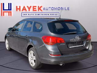 Opel Astra J Sports Tourer Design Edition - foto 6