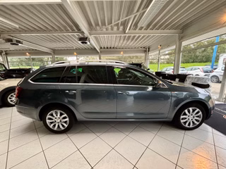 Skoda Octavia Combi Ambition 1,0 TSI  PDC Carplay SHZ - bilder 9