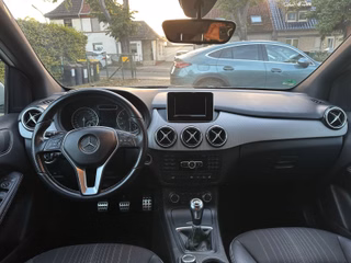 Mercedes-Benz B 180/Navi/ - foto 19