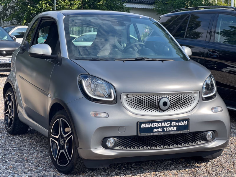 Smart ForTwo PRIME*COOL&MEDIA*PANORAMA*JBL*SPORTPAKET*