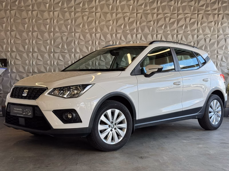 SEAT Arona Style CARPLAY-NAVI SITZHEIZUNG VRT-Cockpit