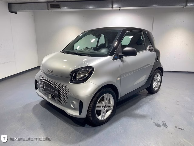 Smart fortwo coupe EQ Facelift Gebrauchtwagen Kaufen | EZ 06/2021
