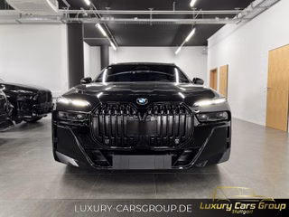 BMW 740 d xDrive M Sport SkyLounge-Prof-Crystal - photo 3