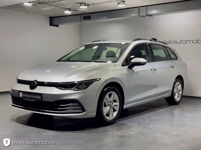 Volkswagen Golf VIII 1.0 eTSI Variant *Life*CarPlay*Navi*LED*DSG* Gebrauchtwagen Kaufen | EZ 11/2023 | Preis 19.990 €