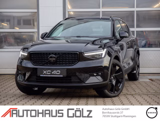 Volvo XC40 B4 Plus Black Edition Schiebedach*ACC*360°Kamera   2WD - foto 1
