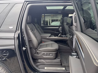 Cadillac Escalade ESV 6.2 V8 Platinum Sport 2026 ABV +24" schwarz - foto 19