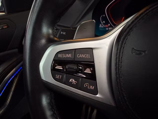 BMW xDrive 30 d M Sport PANO/MEMORY/LED/ICONICGLOW/KAMERA - foto 15