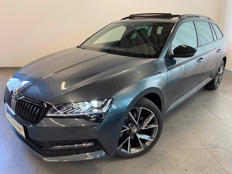 Skoda Superb Combi SportLine 4x4 PANO COLUMBUS