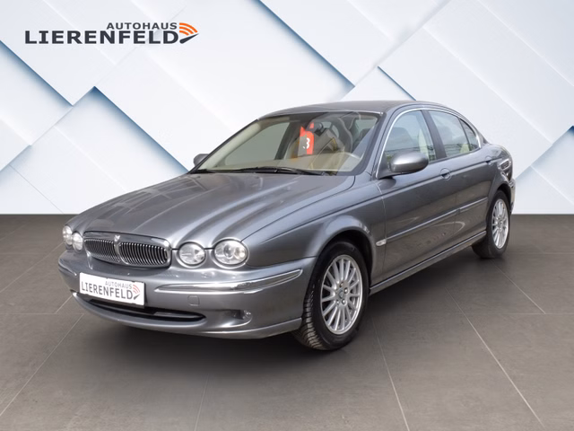Jaguar X-Type 2.5 V6 Executive Automatik Leder - фото 1
