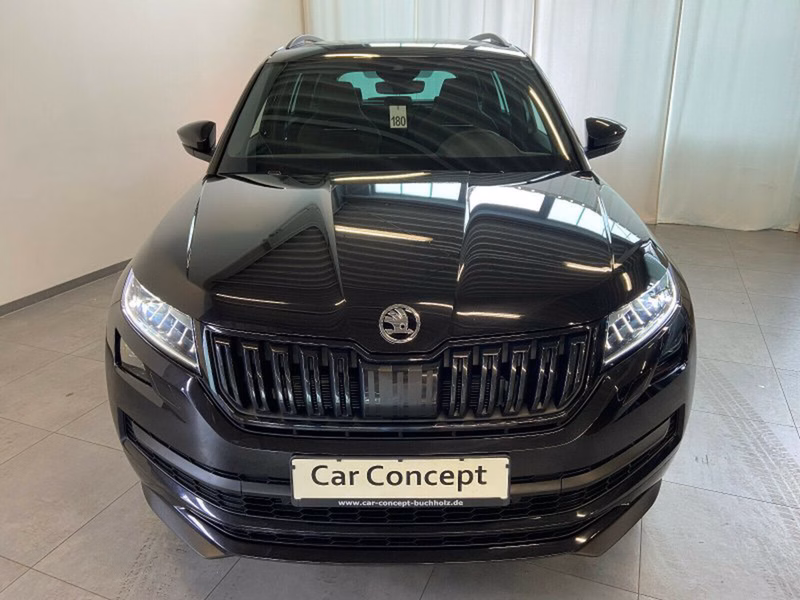 Skoda Kodiaq 2.0 TDI DSG 4x4 SPORTLINE PANO AHK 7 SITZ