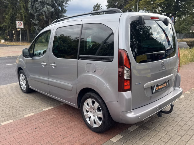 Peugeot Partner Tepee Allure 1.6HDi*Klima*Temp*AHK* - foto 8