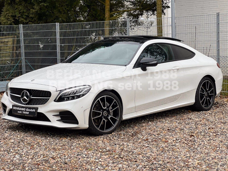 Mercedes-Benz C220d Coupé AMG NIGHT PAKET *WIDESCREEN*PANORAMA