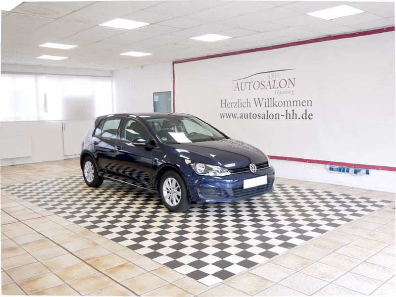 Volkswagen Golf VII Trendline*Servicegepf*AHK*PDC V&H*4S Reifen* Trendline BMT