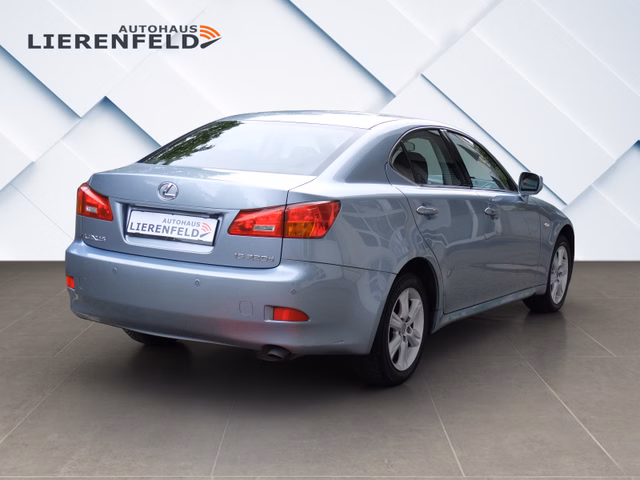 Lexus IS 220d Limited aus 1.Hand - bilder 4