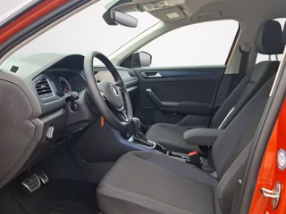 Volkswagen T-Roc 1.5 TSI United DSG / AHK / ACC / KAMERA / LED / SITZHEIZUNG - foto 3