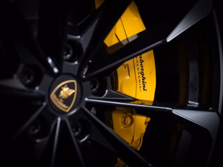 Lamborghini Urus S MY23 AKRAPOVIC B&O PANO 23" - bilder 12