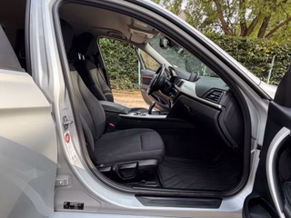 BMW 320D Touring/18-Zoll M Felgen/ - foto 10