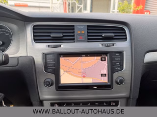 Volkswagen Golf VII Variant*2.HAND*BI-XENON*KLIMA*NAVI*TEMP - bilder 16