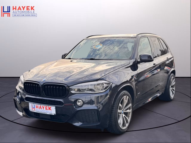 BMW X5 xDrive30d M-Paket VOLL Standheizung PANO Softclose Used vehicle for sale | First registration 09/2014