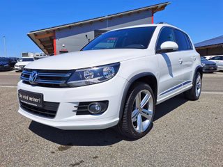 Volkswagen Tiguan 2.0 TDI BMT Sport & Style 4Motion R-Line Used vehicle for sale | First registration 05/2014 | Price 15.990 €