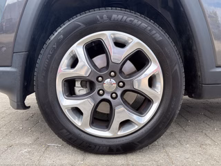 Jeep Compass 1.4 Limited 4WD AUTOMATIK / NAVI / AHK / ACC - foto 12