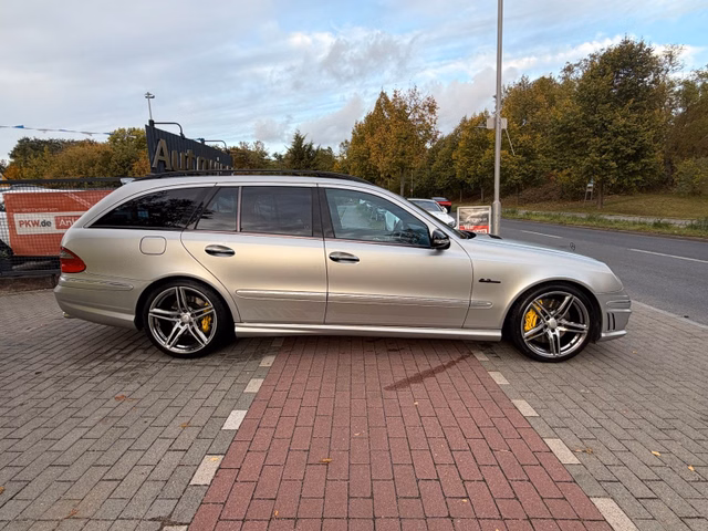 Mercedes-Benz E 63 AMG T-Modell*Keyless*Alcantara*Distronic* - foto 4
