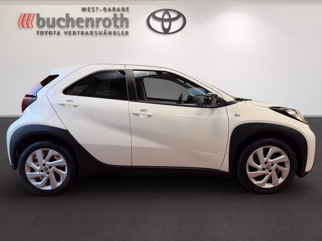 Toyota Aygo X Play +Allwetterräder - foto 4