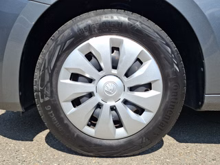 Skoda Fabia 1.0 MPI Active KLIMA / CARPLAY / SITZHEIZUNG / PDC - foto 13