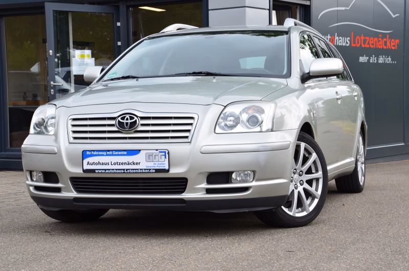 Toyota Avensis Kombi 1.8 Sol Garagenwagen sehr gepflegt!
