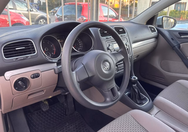 Volkswagen Golf VI 1.4 Trendline  SITZHEIZ/EINPARKHILFE/TÜV - foto 2